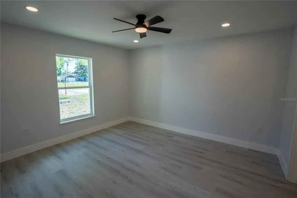 13506 SW 106th Street Dunnellon FL 34432