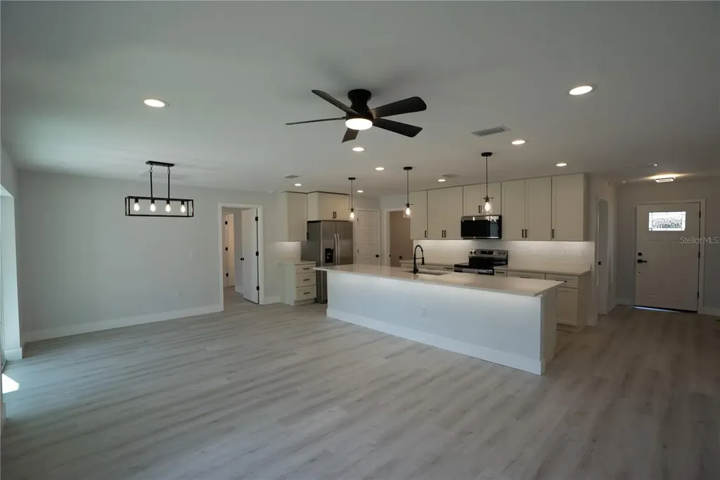 13506 SW 106th Street Dunnellon FL 34432