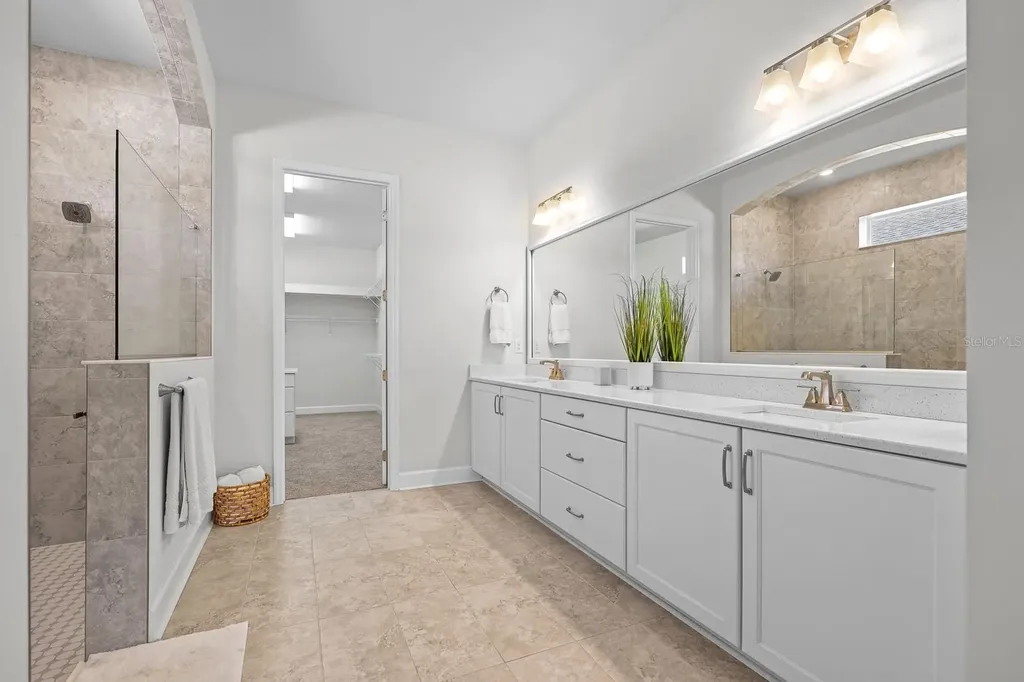 13930 Natures Reserve Drive Lithia FL 33547