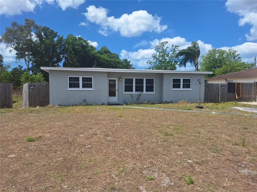 8916 Narcissus Avenue Seminole FL 33777