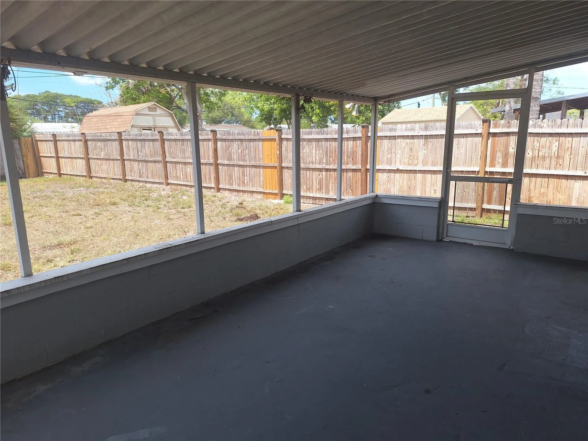8916 Narcissus Avenue Seminole FL 33777