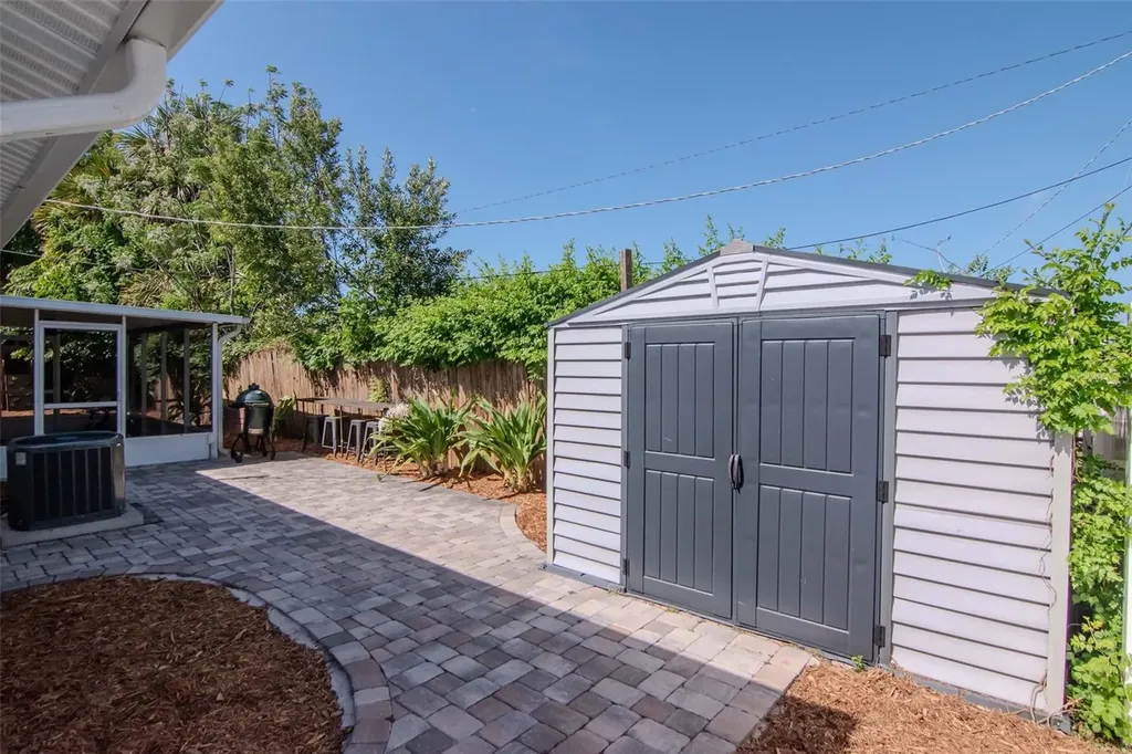 4609 S Cooper Place Tampa FL 33611