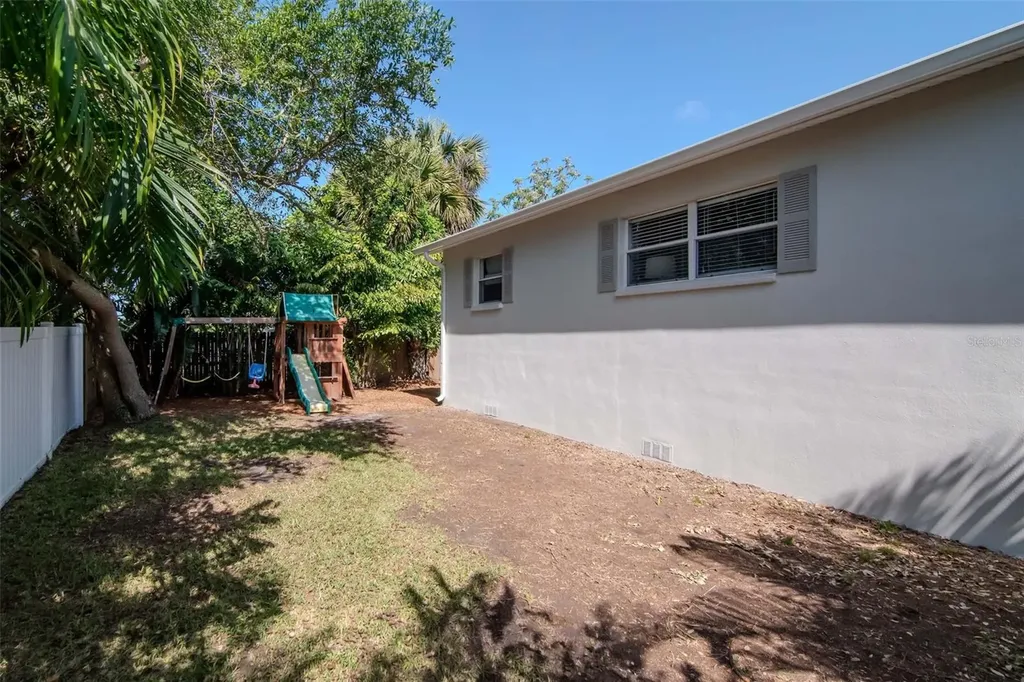 4609 S Cooper Place Tampa FL 33611