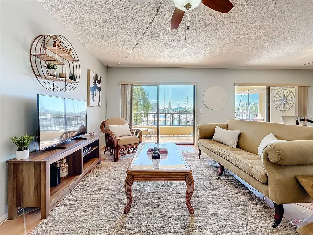 1750 Harbor Place S South Pasadena FL 33707