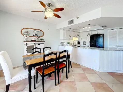 1750 Harbor Place S South Pasadena FL 33707