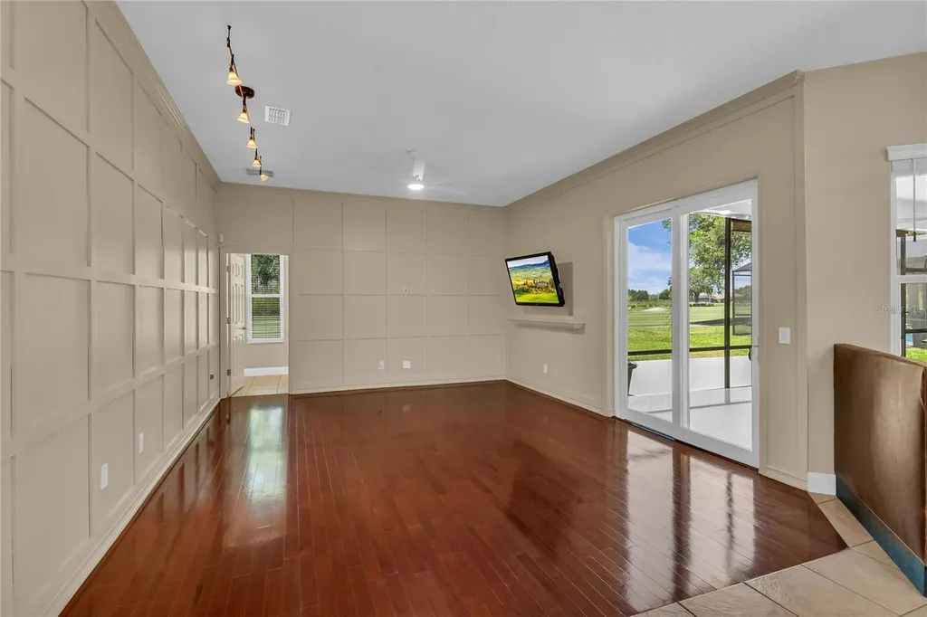 9806 Mountain Lake Drive Orlando FL 32832