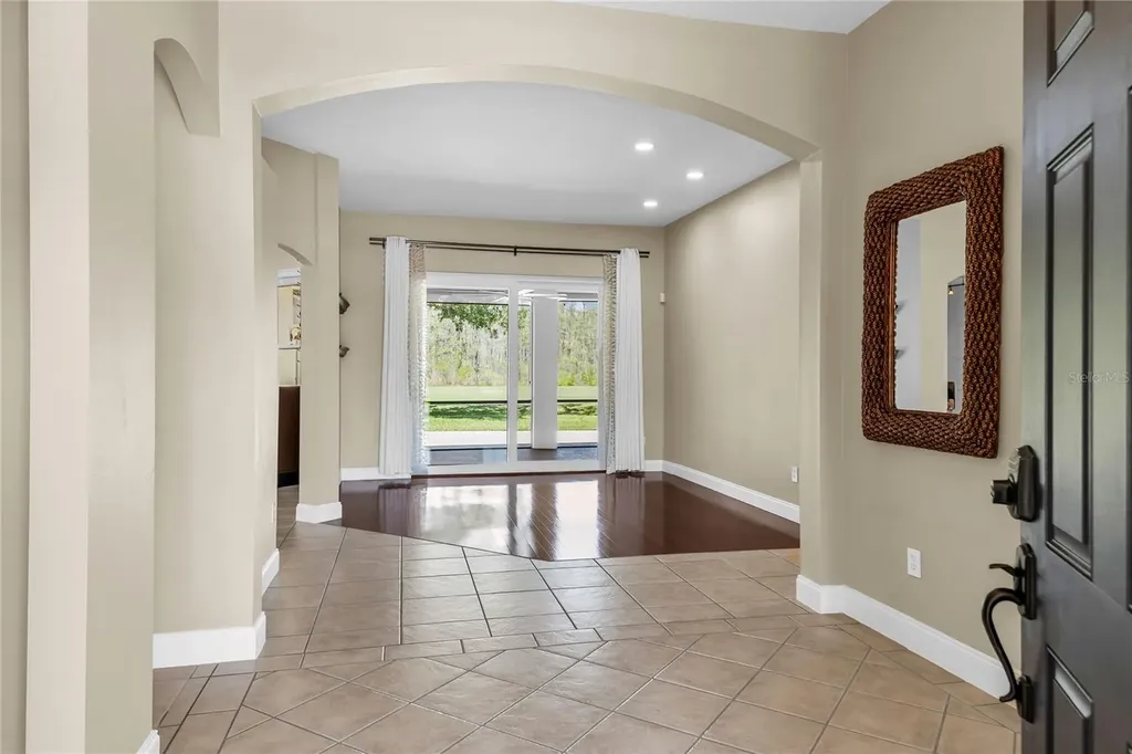 9806 Mountain Lake Drive Orlando FL 32832
