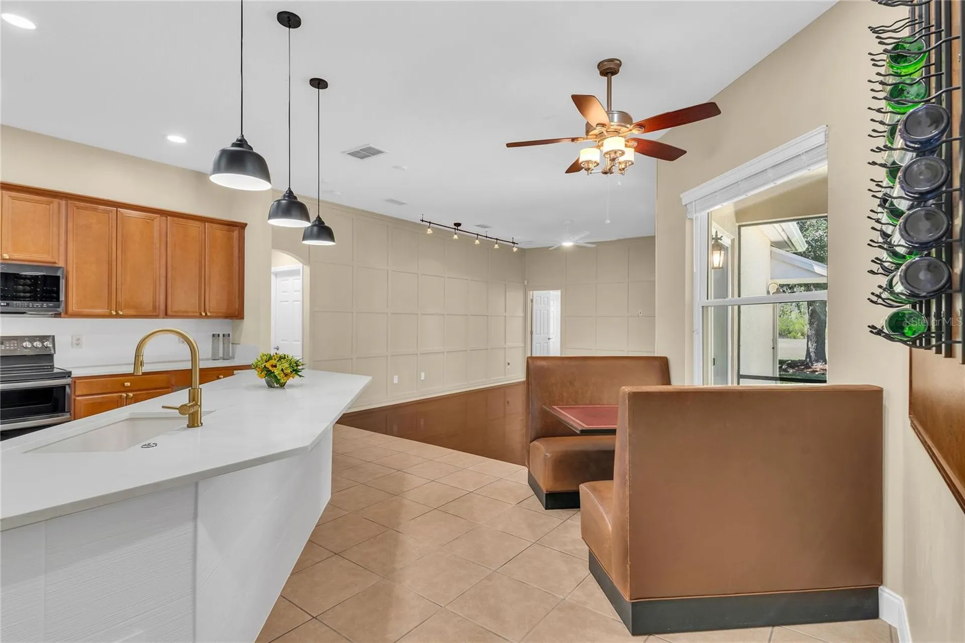 9806 Mountain Lake Drive Orlando FL 32832