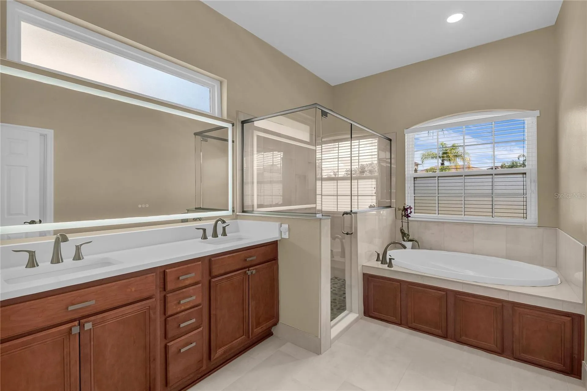9806 Mountain Lake Drive Orlando FL 32832