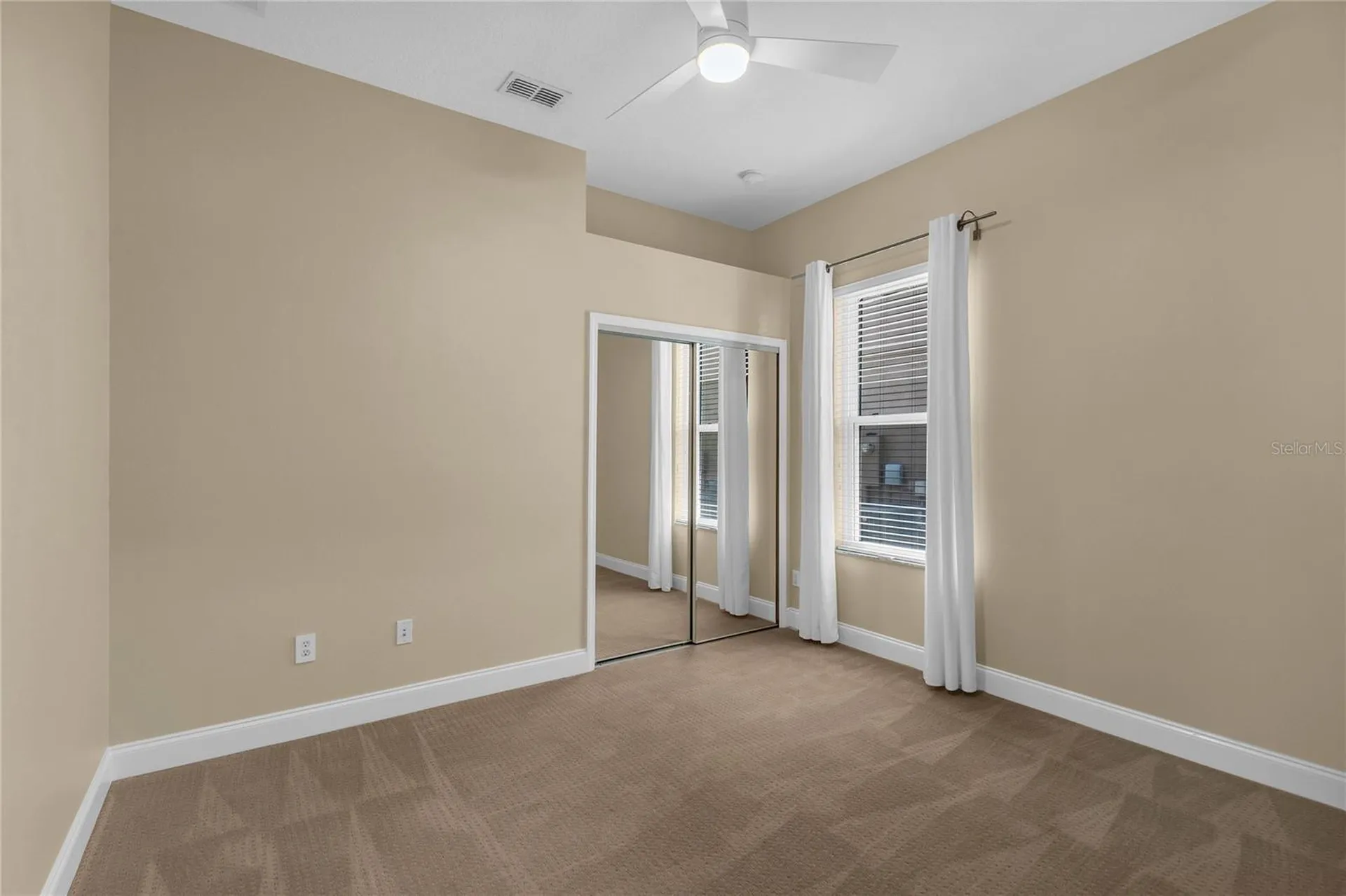 9806 Mountain Lake Drive Orlando FL 32832