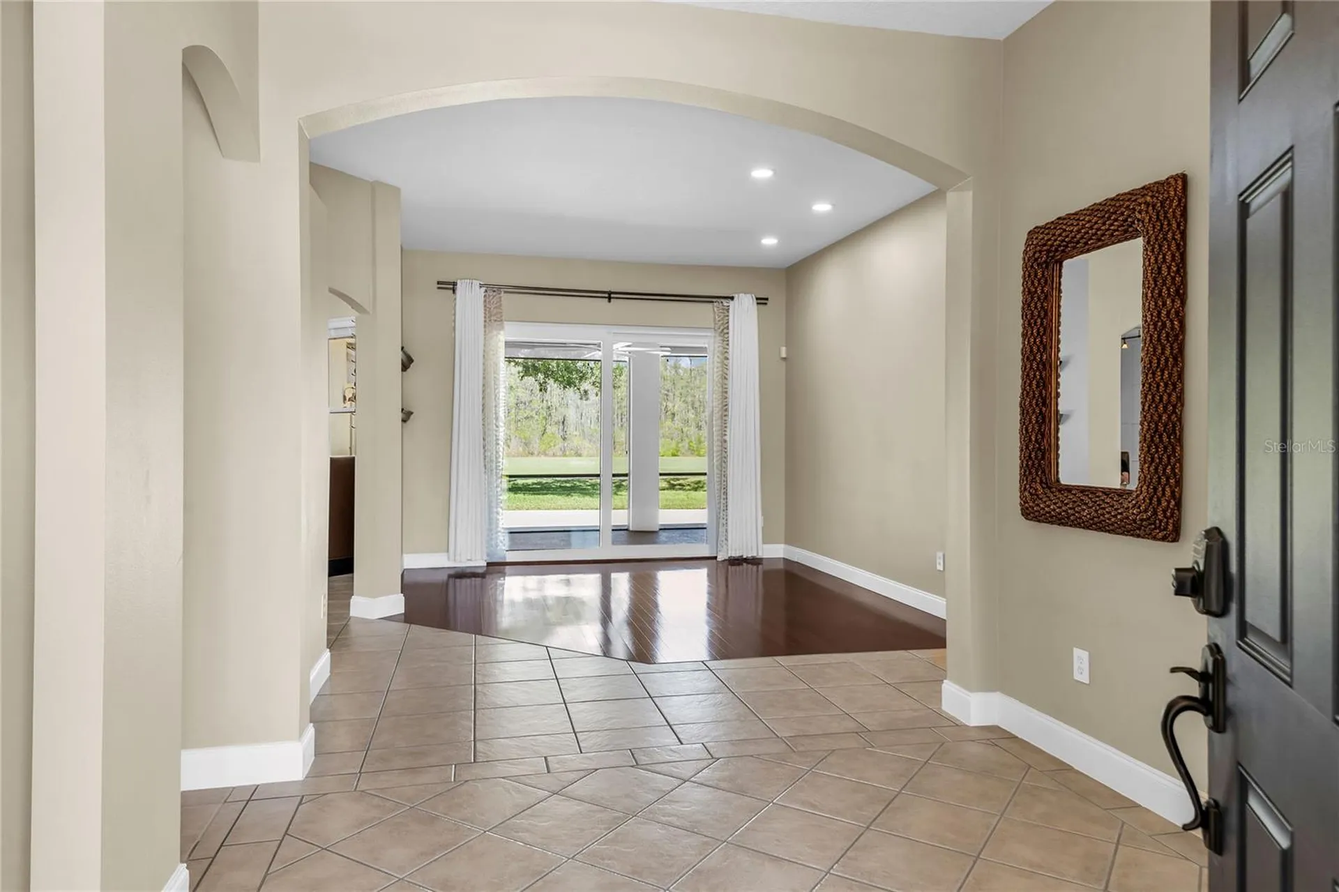 9806 Mountain Lake Drive Orlando FL 32832