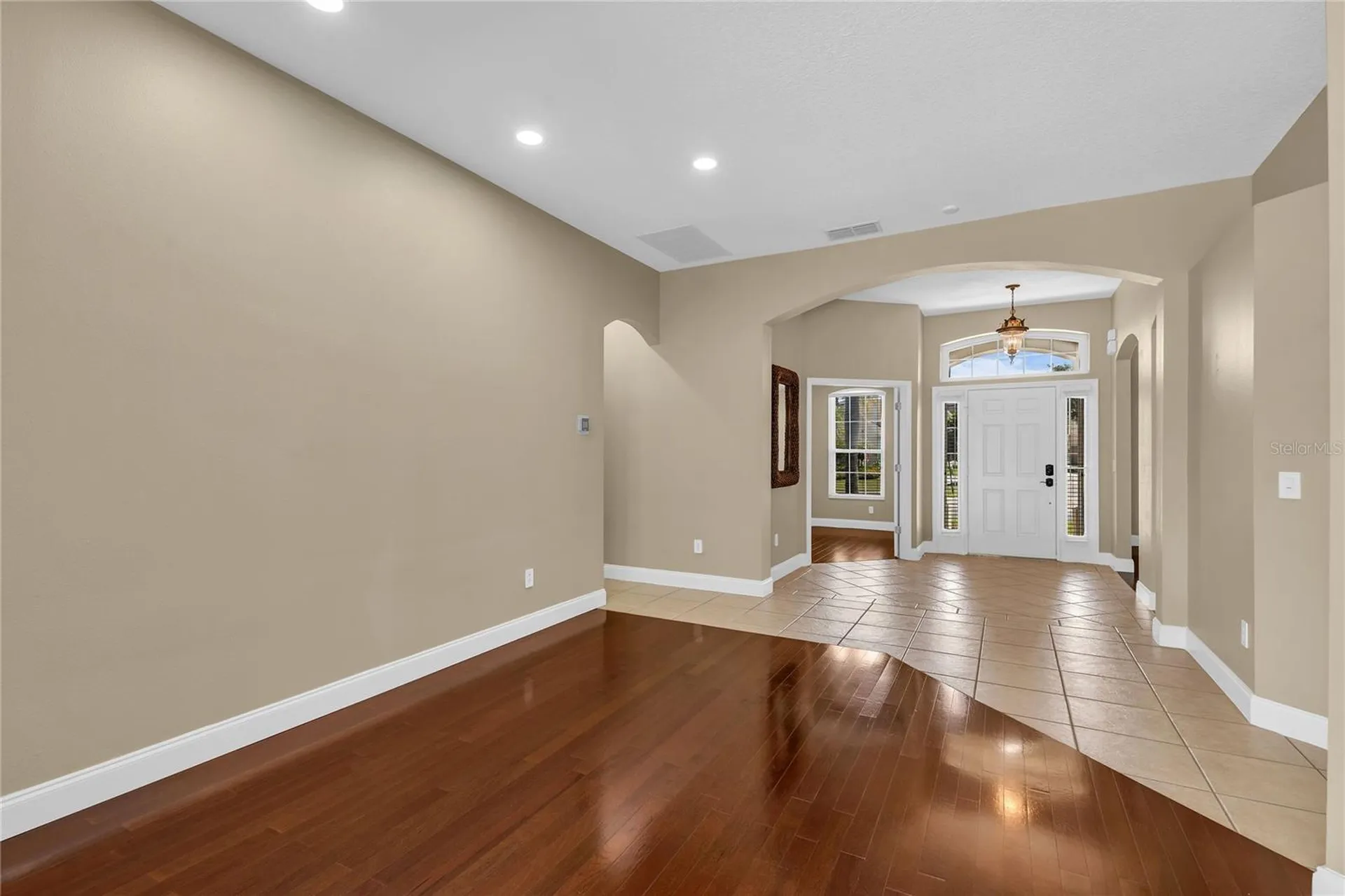 9806 Mountain Lake Drive Orlando FL 32832