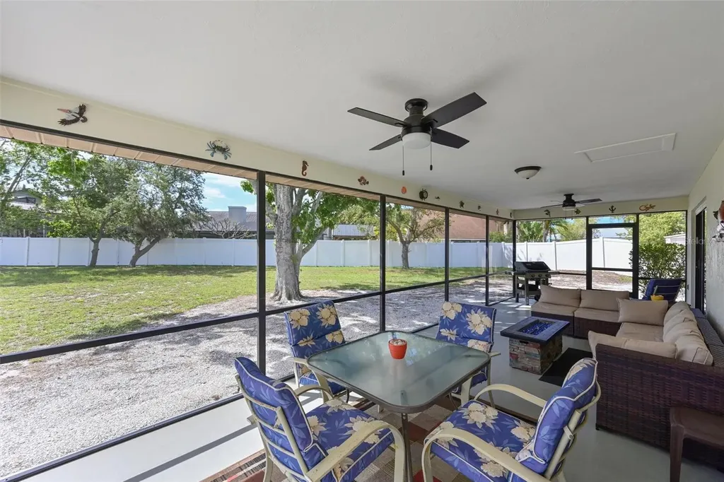 8103 13th Avenue NW Bradenton FL 34209