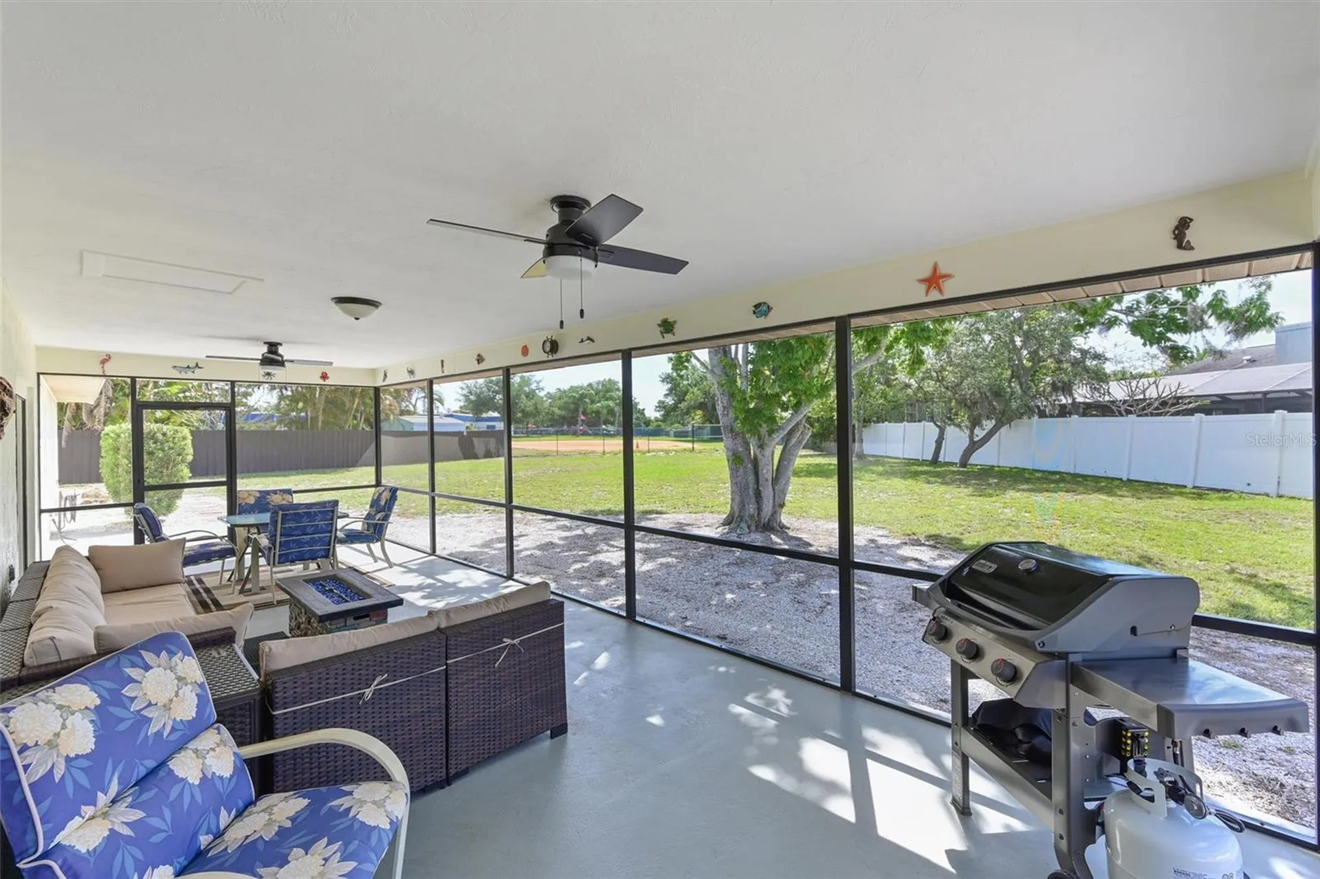 8103 13th Avenue NW Bradenton FL 34209