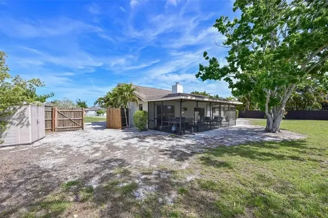 8103 13th Avenue NW Bradenton FL 34209