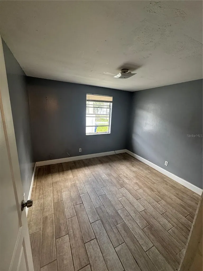 8105 N Klondyke Street Tampa FL 33604
