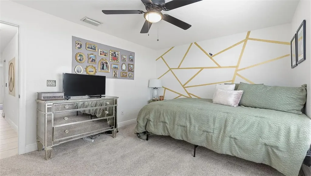 8315 N 37th Street Tampa FL 33604