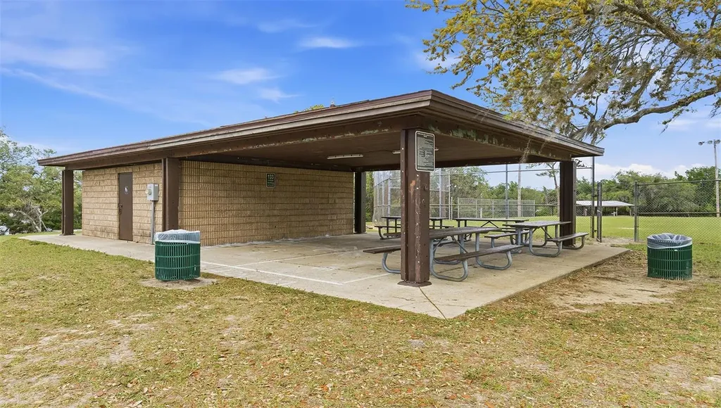 8315 N 37th Street Tampa FL 33604
