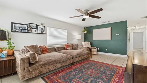 8315 N 37th Street Tampa FL 33604