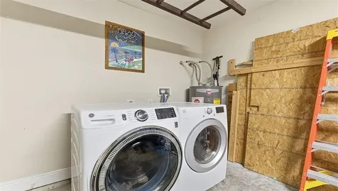8315 N 37th Street Tampa FL 33604