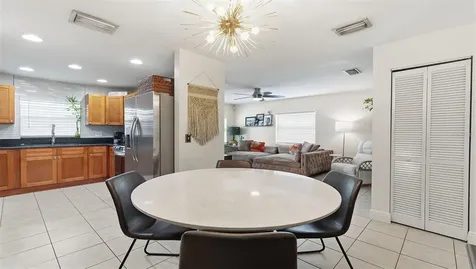 8315 N 37th Street Tampa FL 33604