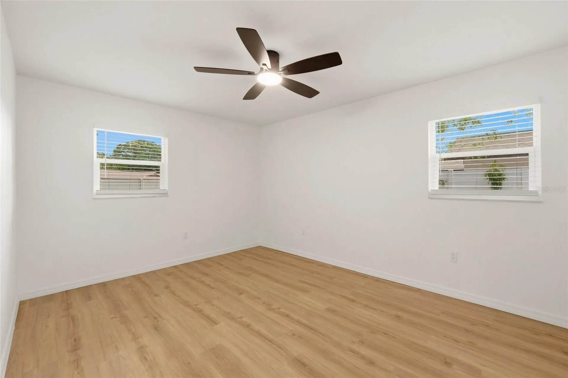 9516 Merrimoor Boulevard Seminole FL 33777