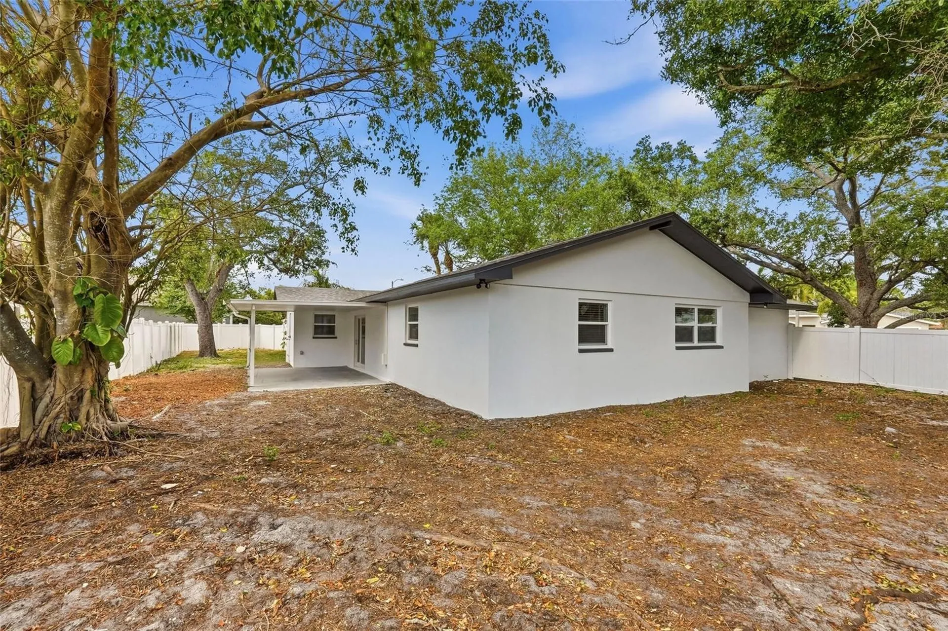 9516 Merrimoor Boulevard Seminole FL 33777