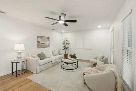 9516 Merrimoor Boulevard Seminole FL 33777