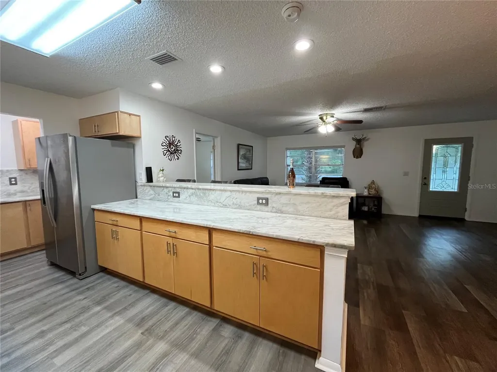 407 Poinsettia Avenue Fruitland Park FL 34731