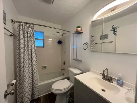 407 Poinsettia Avenue Fruitland Park FL 34731