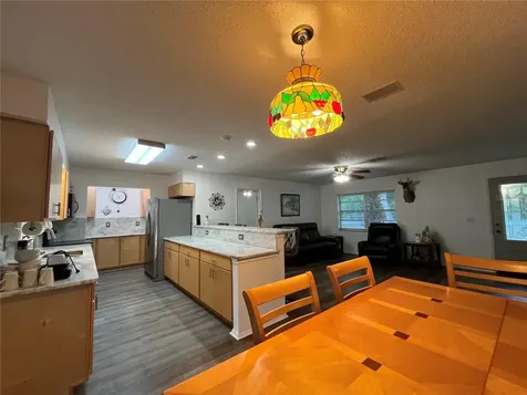 407 Poinsettia Avenue Fruitland Park FL 34731