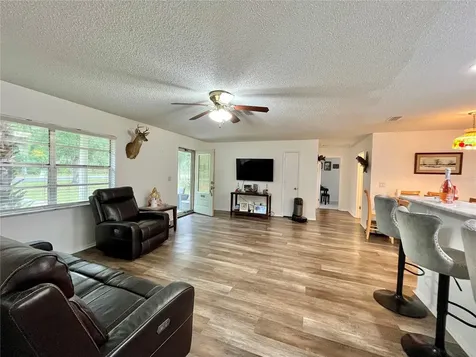 407 Poinsettia Avenue Fruitland Park FL 34731