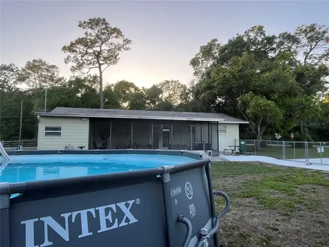 407 Poinsettia Avenue Fruitland Park FL 34731