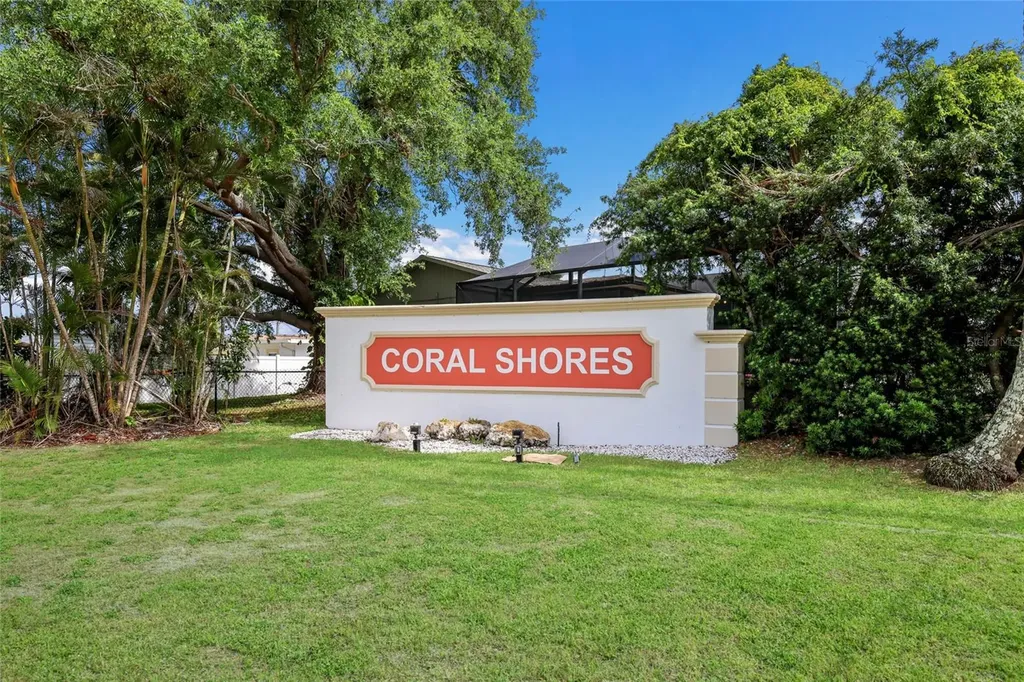 5007 Bimini Drive Bradenton FL 34210