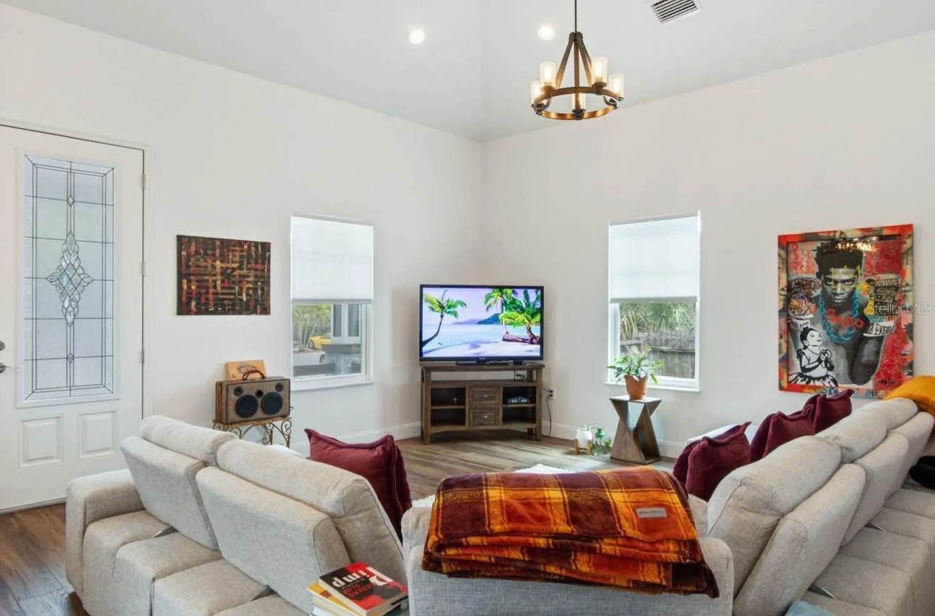 2330 W Saint Louis Street Tampa FL 33607