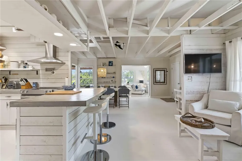 624 Bayshore Road Nokomis FL 34275