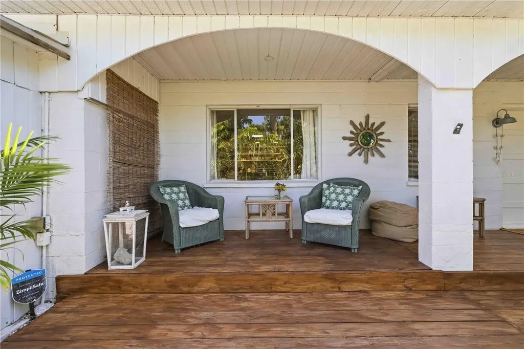 624 Bayshore Road Nokomis FL 34275