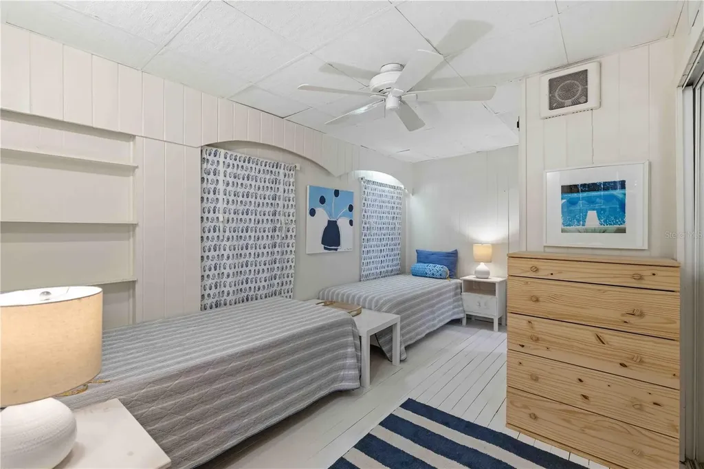 624 Bayshore Road Nokomis FL 34275