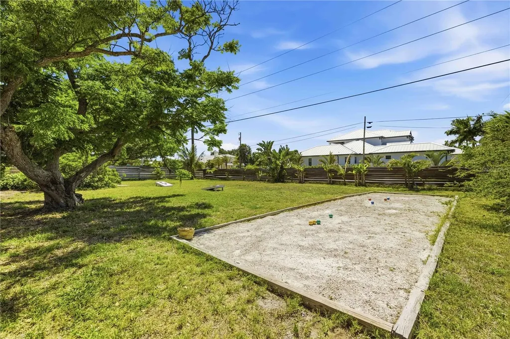 624 Bayshore Road Nokomis FL 34275