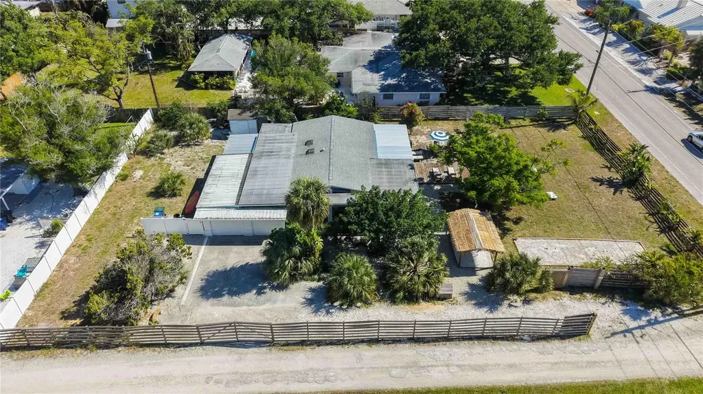 624 Bayshore Road Nokomis FL 34275