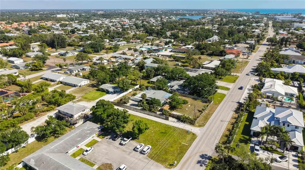 624 Bayshore Road Nokomis FL 34275