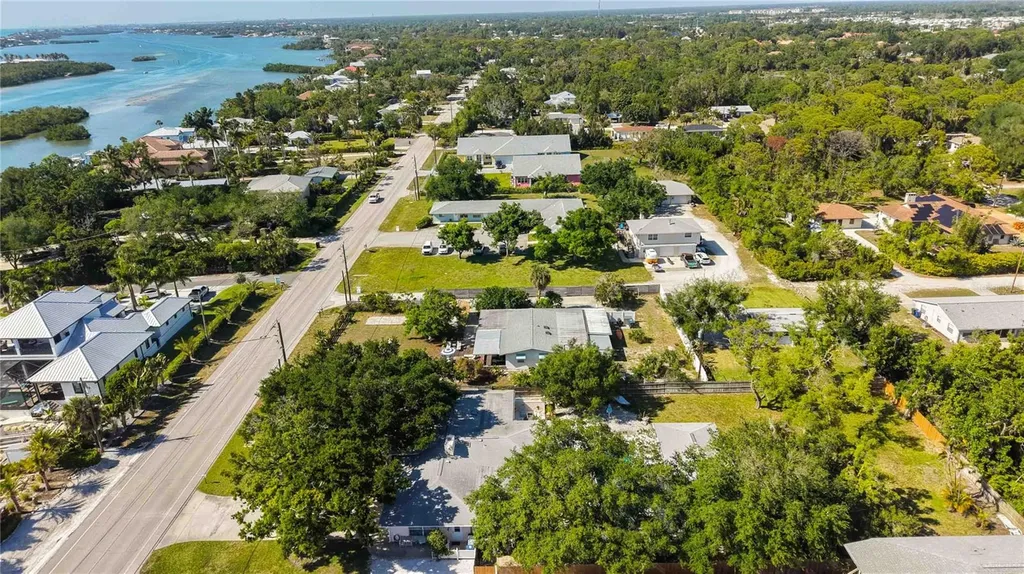 624 Bayshore Road Nokomis FL 34275