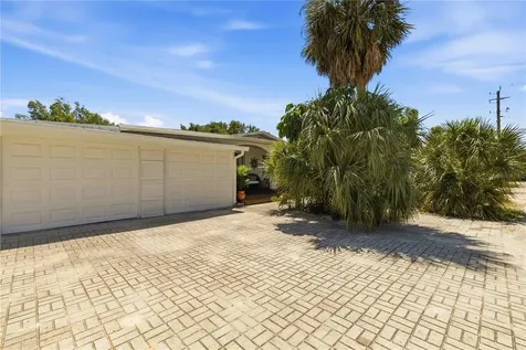 624 Bayshore Road Nokomis FL 34275