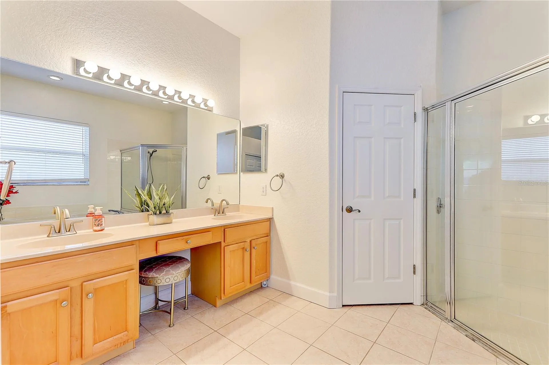 128 Kiana Drive Brandon FL 33511