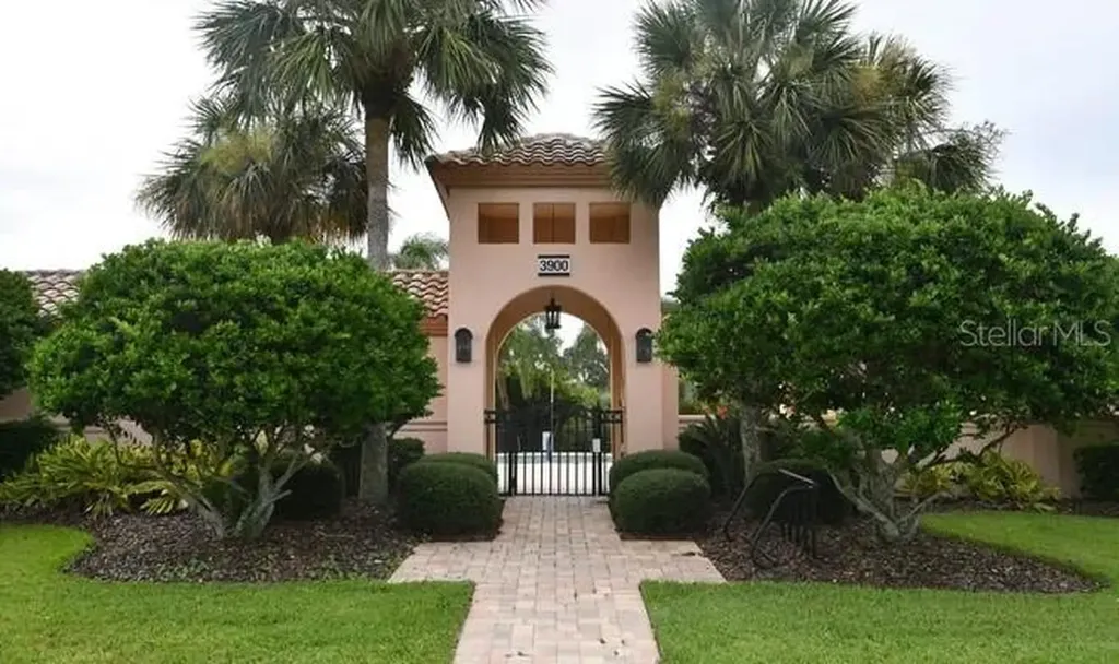 4021 Jardin Lane Sarasota FL 34238