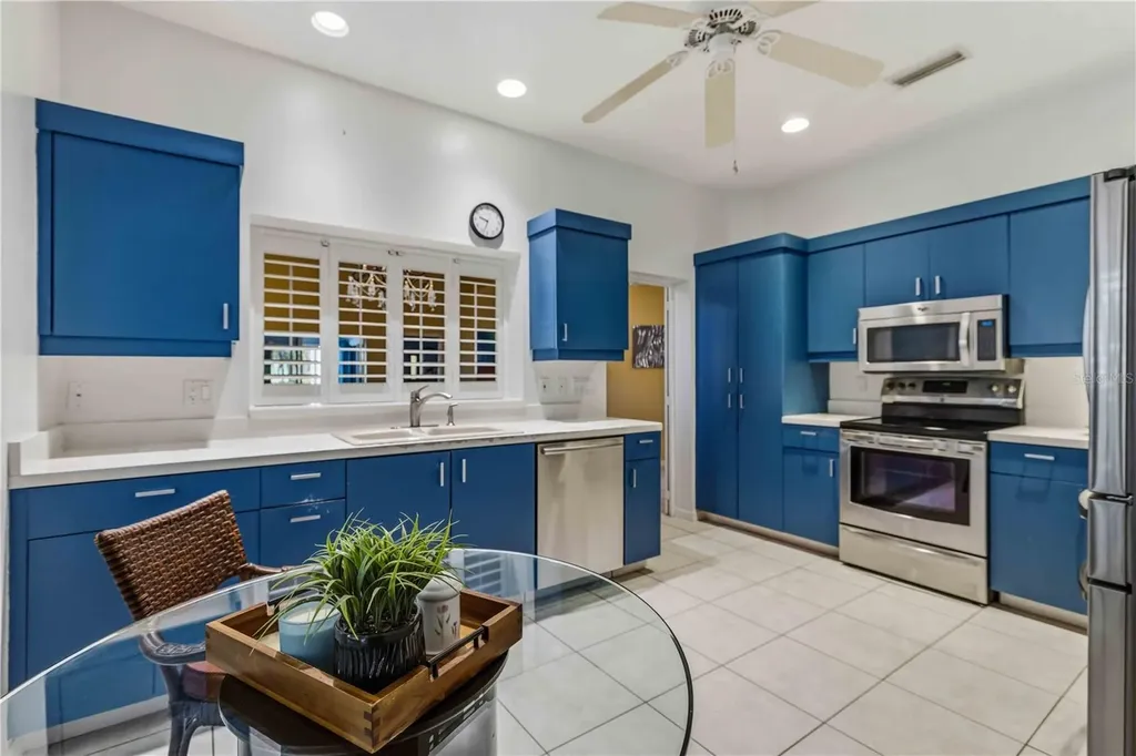 4021 Jardin Lane Sarasota FL 34238