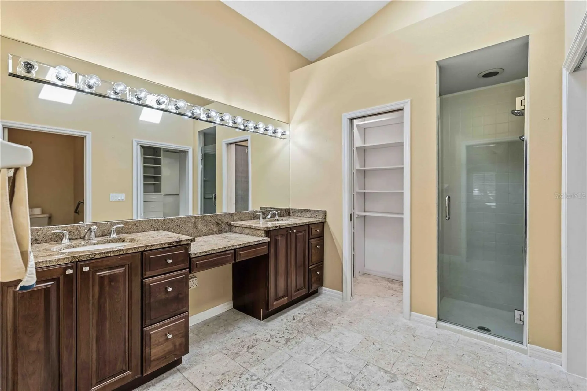 4021 Jardin Lane Sarasota FL 34238