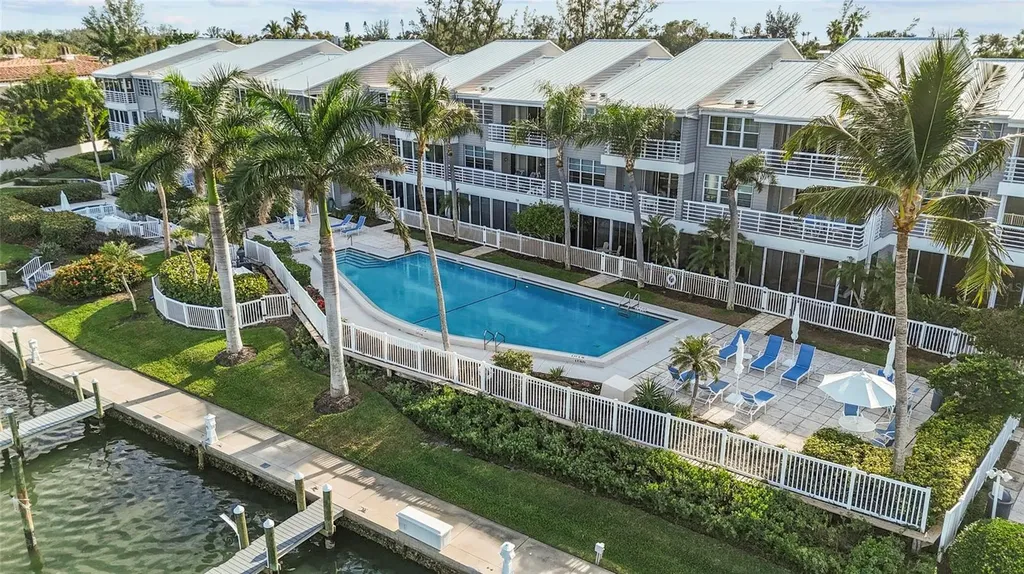 615 Dream Island Place Longboat Key FL 34228