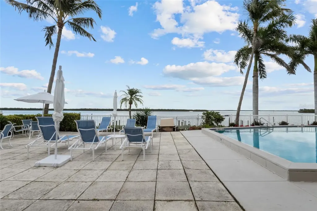 615 Dream Island Place Longboat Key FL 34228