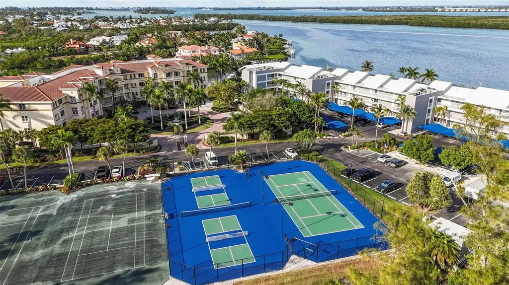 615 Dream Island Place Longboat Key FL 34228